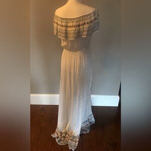 Anandas Collection off shoulder dress